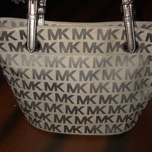 *Sold* Michael Kors Large Tote and matching Wallet